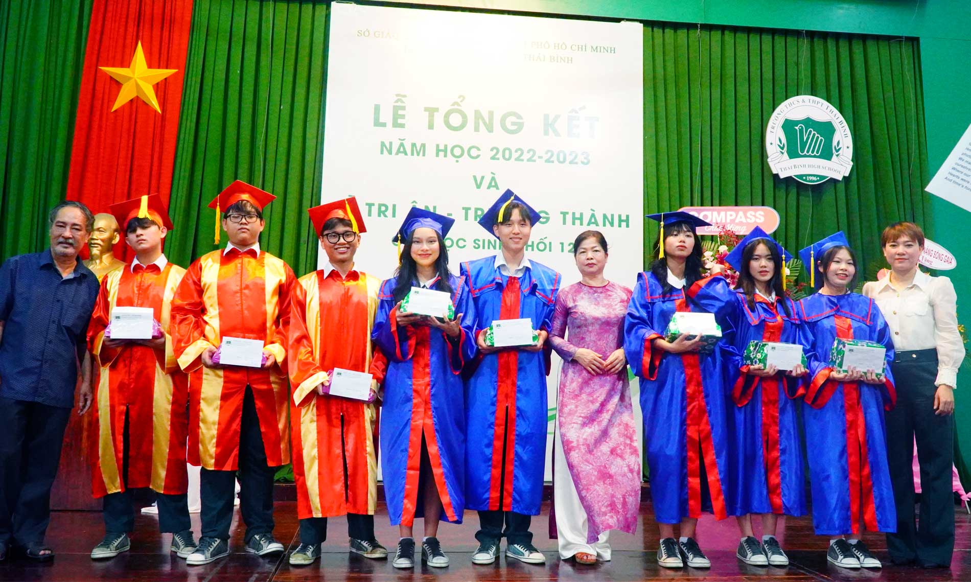 Lễ tổng kết năm học 2023 - 2024 và Lễ tri ân trưởng thành của khối 12 niên khóa 2021 - 2024