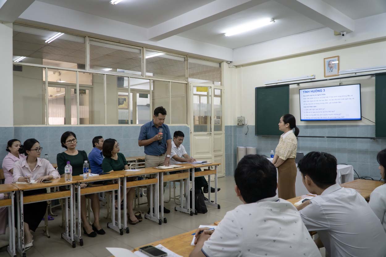 Tập huấn chuyên môn, cập nhật kỹ năng cán bộ, giáo viên, nhân viên năm học 2026-2027